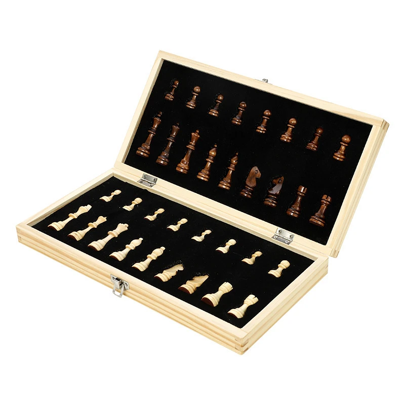 Chess Board Three In 1 Wooden  - Board Game Yearbook recension och pris