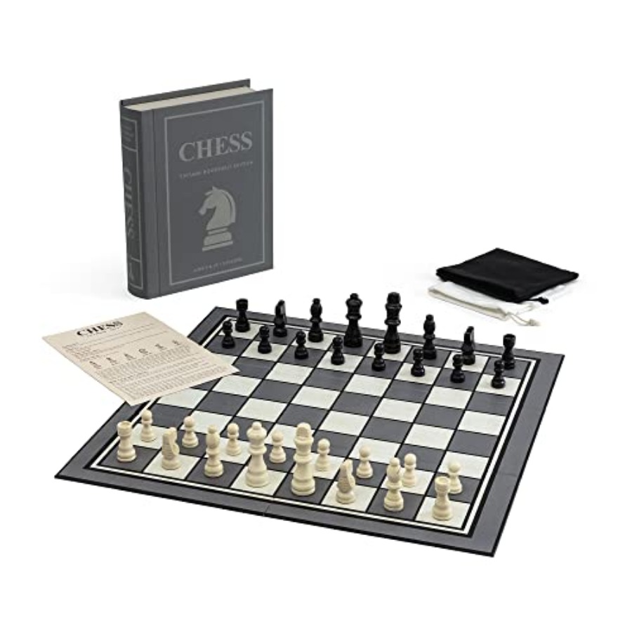 Chess Vintage Bookshelf Editio - Board Game Yearbook recension och pris