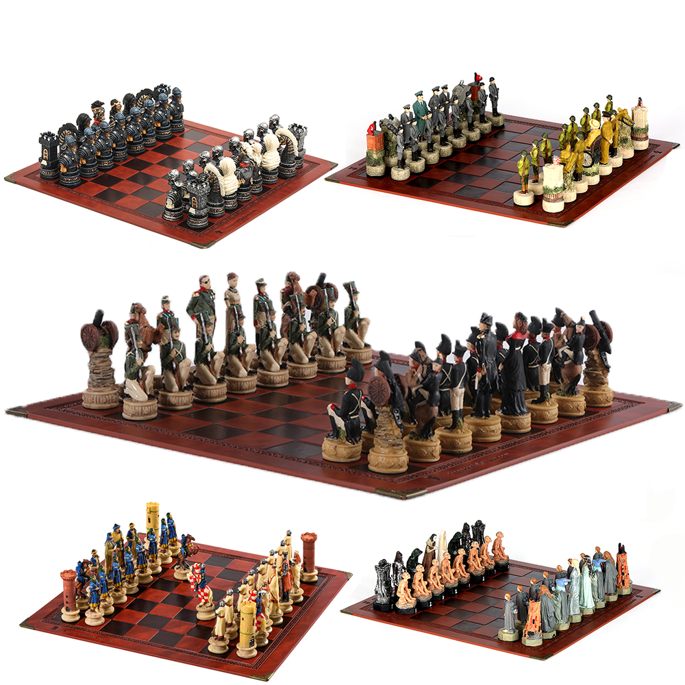 3D Character-themed Chess Set  - Board Game Ww2 recension och pris